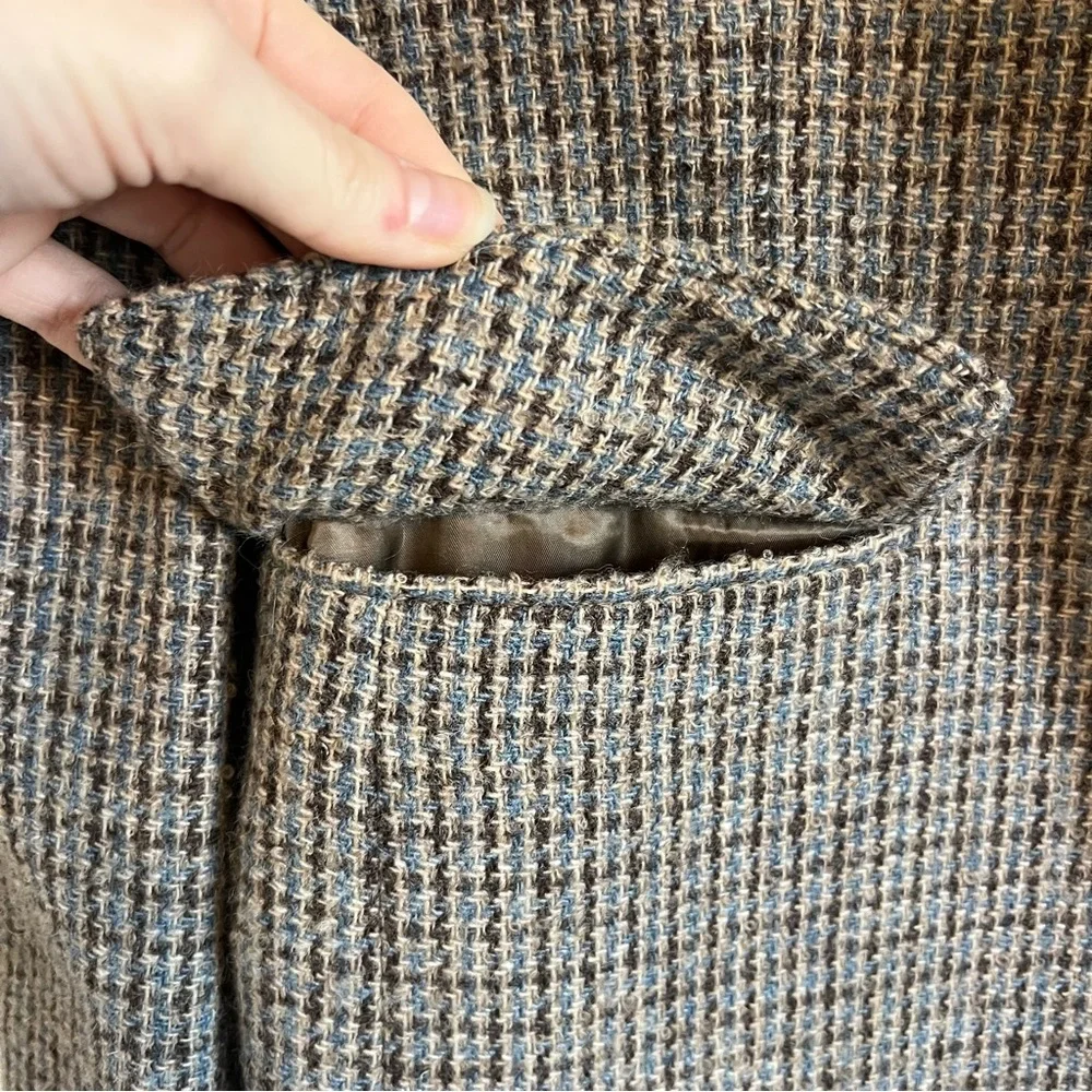 Vintage Wool Satin Lined Blazer - Picture 7 of 16
